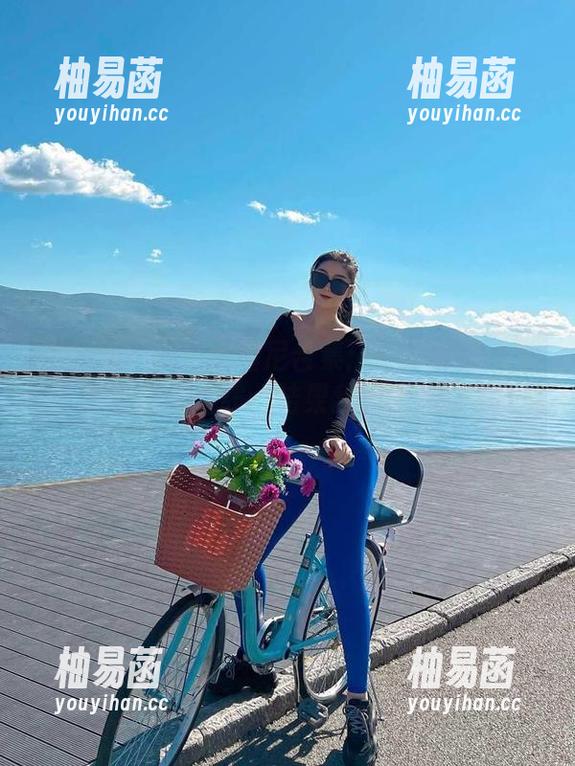 微密圈 - 私房比基尼合集：120斤的小王同学霸气上线，结果我大概失控了