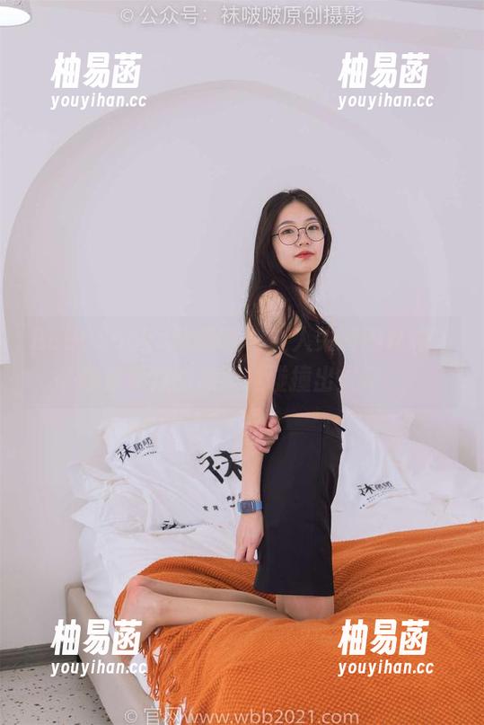 BoBoSocks袜啵啵 - 让人尖叫的私拍，糯米和她的高跟鞋碰撞出火花。