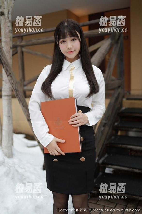 MFStar模范学院 - 噜噜妞儿摇身一变，兔女郎在图包里撩人不止！
