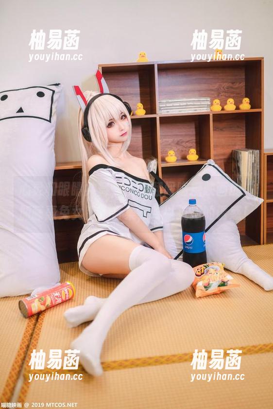 心灵和眼睛共舞，快来翻阅喵糖映画的“加藤惠兔女郎”合集，难以抗拒的诱惑！