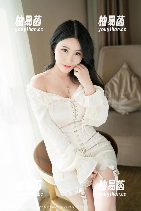 MiStar魅妍社 - 淼淼萌萌哒校园作品：我在教室里静静地挥洒才华，下载附赠一份无聊的课堂笔记！