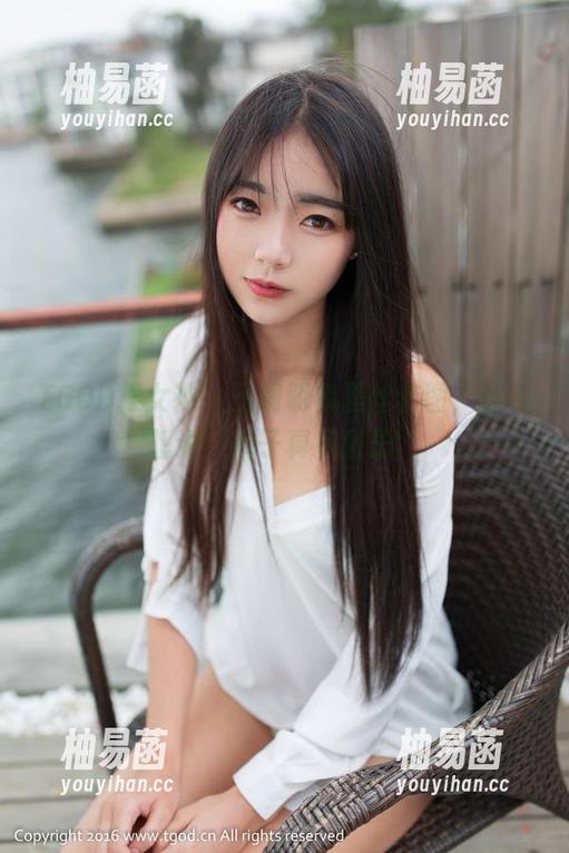 TGOD推女神 - 王明明裤里丝套图，让人想说‘裤子真有意思’