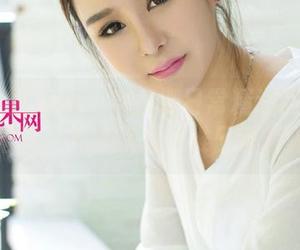 UGirls尤果网 - 赵娜娜日常精选图片：想说啥呢，其实就是一堆日常琐碎。