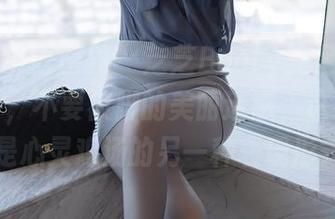 XIAOYU语画界 - 芝芝Booty美足图包：我错了，不要被脚的美丽迷惑，这组图可能是心灵鸡汤的另一种表现形式。