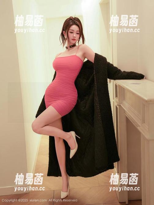 Xiuren秀人网 - 迪拜之美图集分享–laura阿姣比沙子还要温柔，更是旅途的一道风景线。