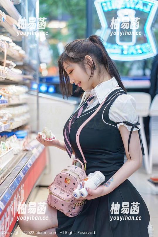 Xiuren秀人网-sibyl是女巫 Xiuren秀人网 - 高清,只为看清Sibyl的美脚合集,细节让人挪不开眼。