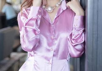 Xiuren秀人网 - 周慕汐baby的美腿写真在哪里，免费的内容竟让人欲罢不能