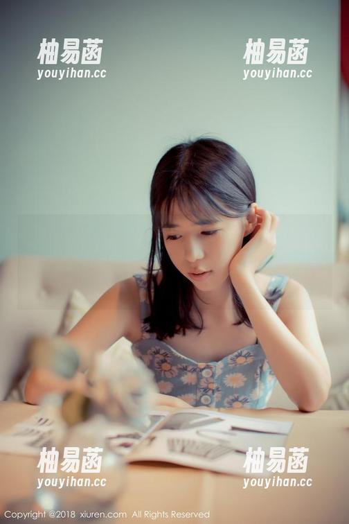 Xiuren秀人网 - 广阔图库，又发现了奈汐酱nice的职业装，她就是职场的绝佳参照！