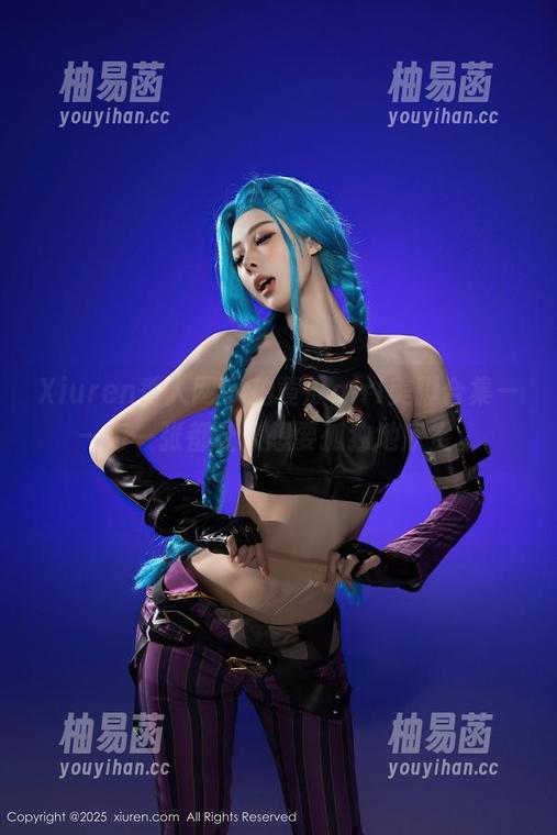 Xiuren秀人网 - 拍黄瓜girl美脚合集——每一张都让人想要孤独地欣赏。