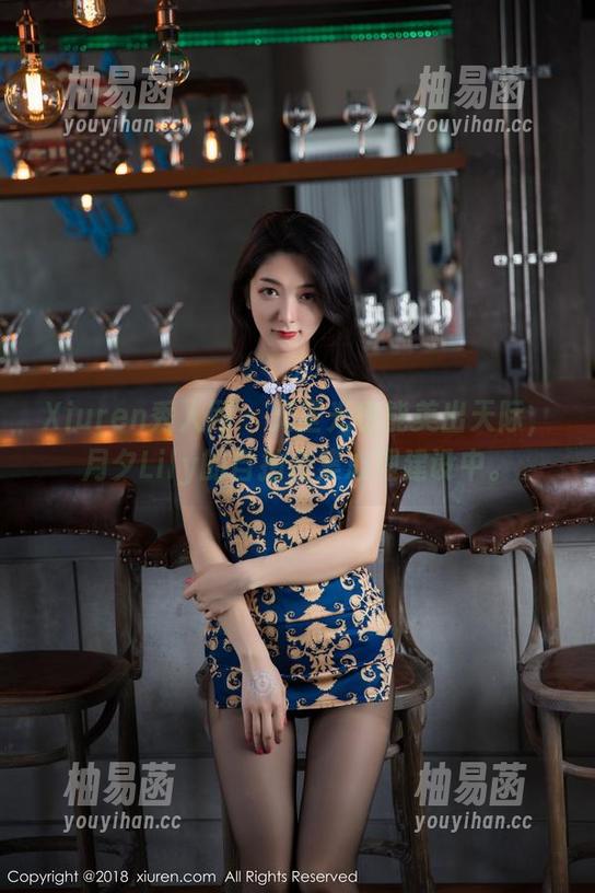 Xiuren秀人网 - 无圣光也能美出天际，月夕Lily的自拍合集心理建设中。