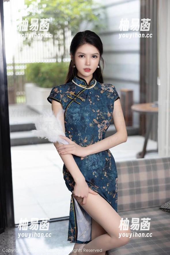 Xiuren秀人网 - 看完柚琪Rich的女神作品，心底不禁想，小心翼翼打开原图，心想要不要模拟一下？