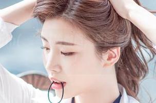 免费的Yebin(전예빈)瑜伽照，里面流露的那点曖昧值了！