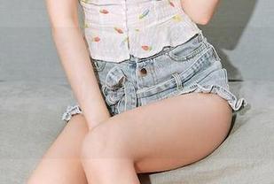 YouMi尤蜜荟 - 当合法萝莉的“萌妹子”在镜头前，我的注意力完全被她吸引，细节满分！