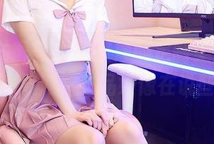 YouMi尤蜜荟 - 黄依婷的定制美脚，在光影中悄然流淌，作品好像在说些什么？