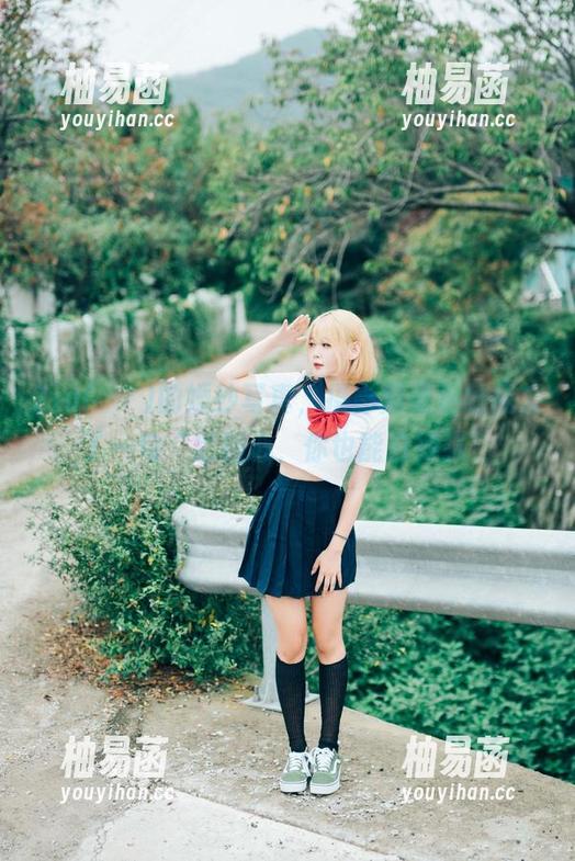 Zia(지아)的婚纱写真，摄影师最后给我发了一句“别担心，你也能白得狠”