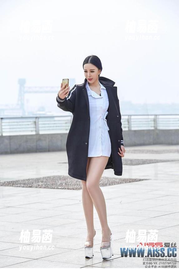 aiss - 含fuzzy质感的索菲，毛衣里的小秘密图鉴