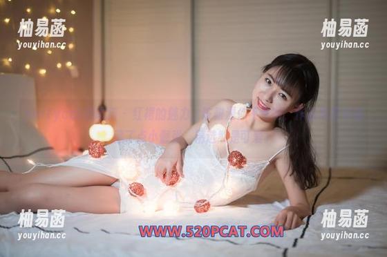 partycat轰趴猫 - 红裙的魅力，陈雅漫你不亏啊，作品集里好像藏了点小倔强，精选煞是可爱。
