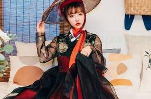 这些冰凉的日子里，被yeeun孙乐乐的DJAWA作品包围，露营也变得意外温暖。