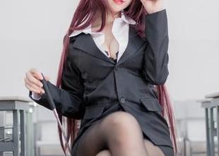 水手服的黑丝风波，yoko夏宅这波福利真得让人咋舌，快来围观吧！
