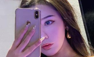 微密圈 - 壁纸专属大作战：不爱笑的赛琳的全身渔网合集，我的天哪，太鲜明了！