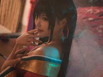 精品伊喵君_Nya高清自拍，这画面感是我的心啊！