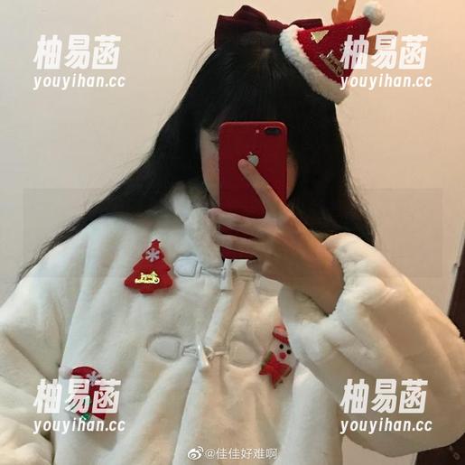 以莎士比亚的心态看待佳佳好难啊的灰丝cos图册，有种图文并茂的文艺气息！