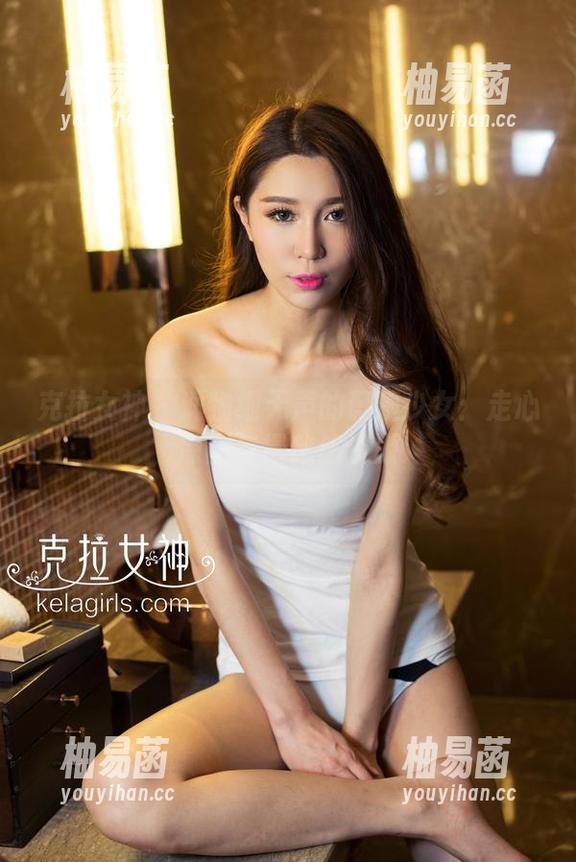 克拉女神-薇薇 克拉女神 - 润物细无声的薇薇少女:走心原图与慢悠悠资源