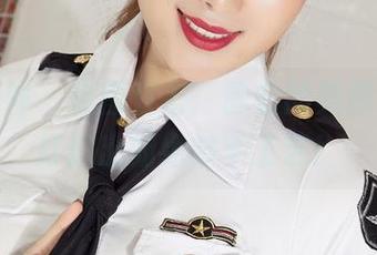 克拉女神 - 原图直击：静宜的美脚，光影打磨出的绝妙手工艺！