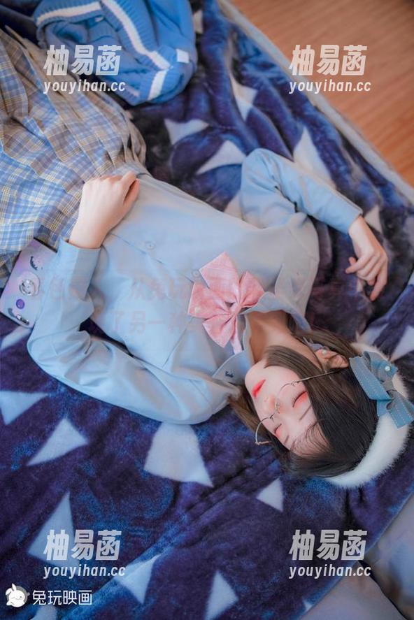 春色撩人，从兔玩映画的无圣光写真中发现了另一种美，想不到吧！