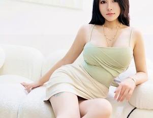 嗲囡囡 - 扫描中，田冰冰和她的美腿，难道资源是直接来自仙女降临？