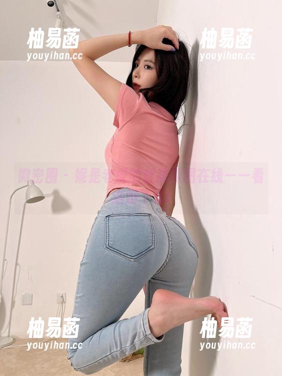 微密圈 - 妮是老虎的丝袜原图在线——看这脚丫儿!
