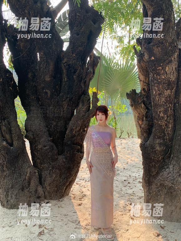 徘徊在民宿的细节间，宝儿mysterial的写真给了我不少灵感，随意又自在。