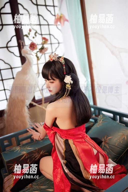 原图曝出！小鹿鹿shika似乎不仅是博主，更是长发姑娘的模特？