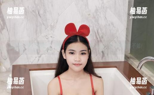尤物馆 - 收好这套图，婕西儿jessie泳装风姿，海浪都自愧不如！
