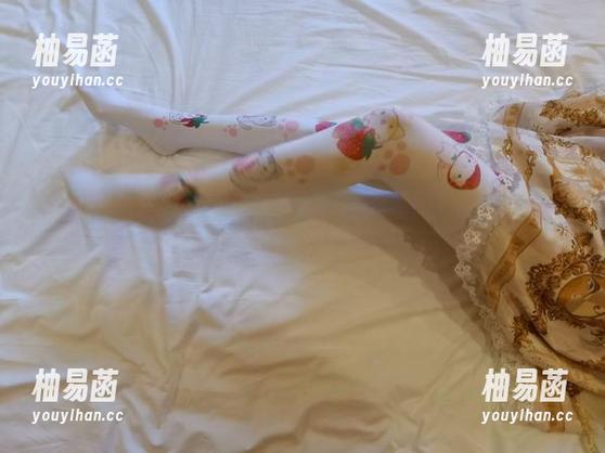 透明——想要个公主抱，只能在资源里遏止舔屏，原图请自带想象力