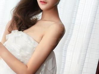 推女神 - 图片里的汪佩妮Penny，在泳衣上游离的光影，哪来的无圣光？