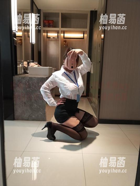 瑜伽不只是锻炼，也是让无颜小天使wy炫技的完美方式，更新套图小说尽心思