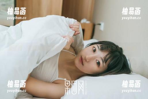 果团网 - 更期待的是更新的套图，陈雅漫的自拍又要卷土重来！