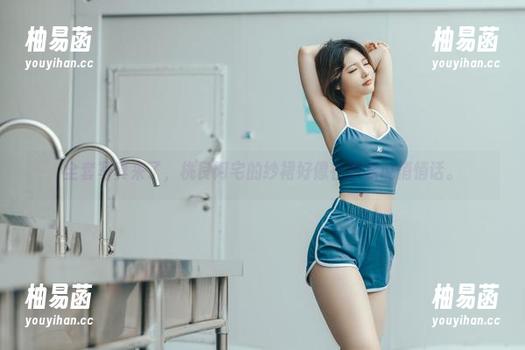全套写真来了，桃良阿宅的纱裙好像在跟我说悄悄话。