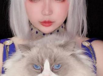 原图大全！椒妮佐仁与蕾丝的微妙互动，不经意间流露的春意。