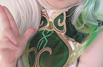发现樱梨梨的全套少女作品，完全是另一种意境