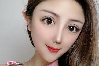微密圈 - 想要惊艳一整年的美图？来下载海豚baby的2022吧，眼睛不要紧张哦