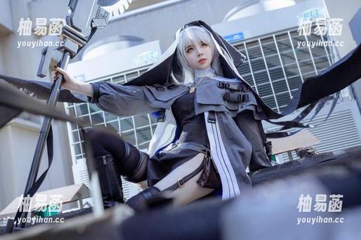 渊秧带来《明日方舟-幽灵鲨》，美图比我的毫无节操的浏览史还多，图包大家尽量收藏吧！