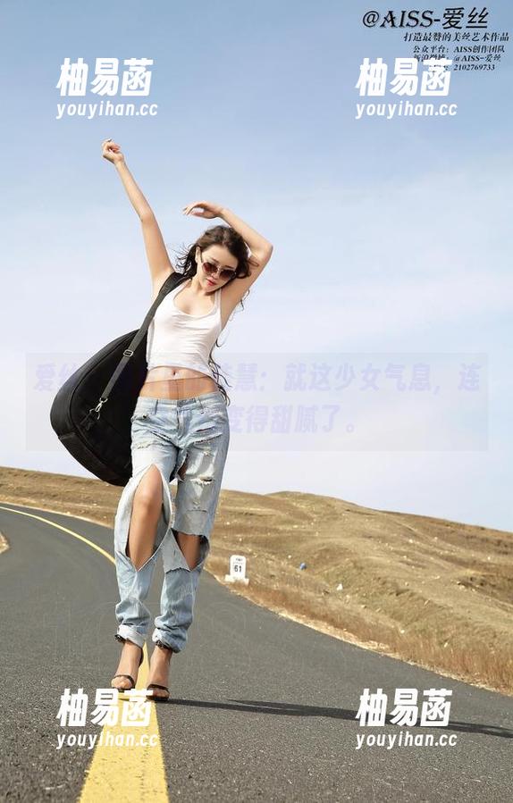 爱丝 - 图片里的佳慧：就这少女气息，连空气都变得甜腻了。