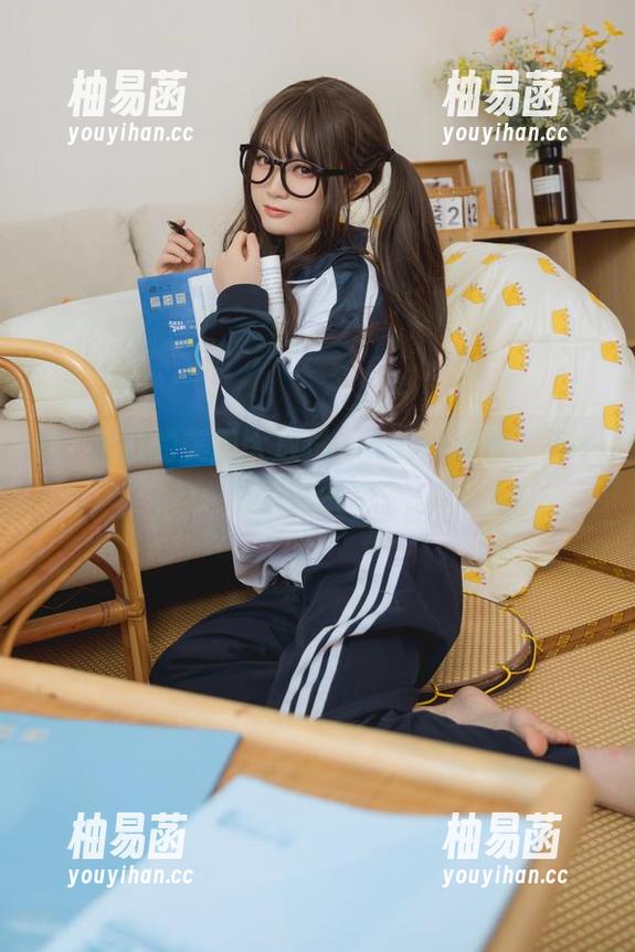 神沢永莉的美图大放送，Suiri抓住了每一缕圣诞气息。