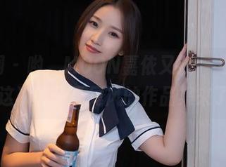 秀人网 - 哟，MOON嘉依又双叒叕更新了！这次鸭子马尾风的作品集来了！