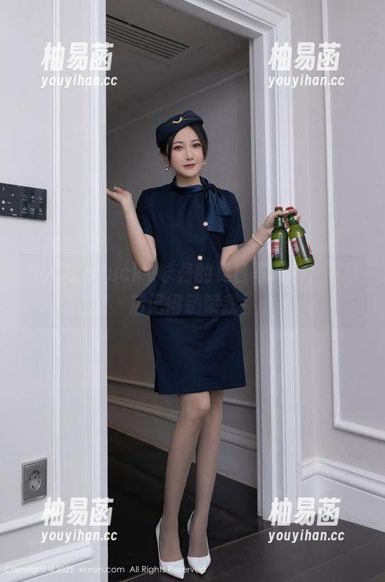 秀人网 - lucky咏丹的夏日写真集，下载后记得别喷我！