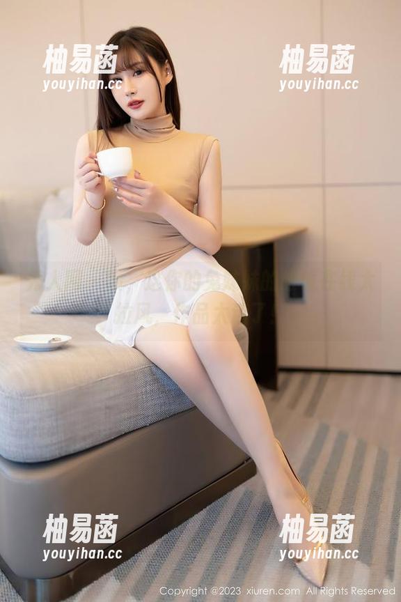 秀人网 - 啧，这你的兔妹妹的眼镜在线太拉风，作品太迷了！