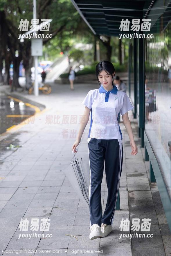 秀人网-娜比 秀人网 - 娜比原图更新:油亮之下,你能看出什么没?
