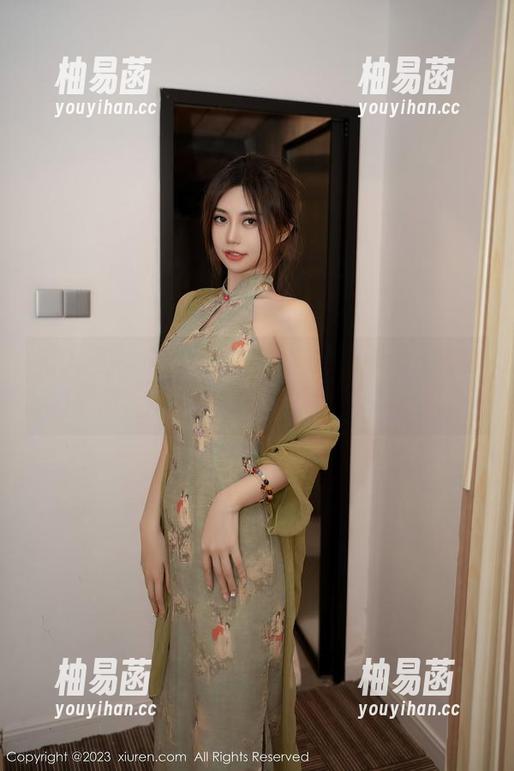 秀人网 - 定制图片里的娜露Selena妹妹，果然，每一个细节都显得极其精致。
